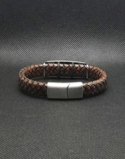 Pulseira de Couro trançado plano com aplicação em Aço inoxidável