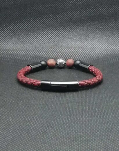 Pulseira de Couro trançado com contas de Jaspe vermelha, Pedra Negra mate e Aço