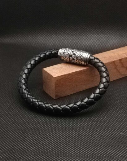 Pulseira de Couro preto trançado com fecho Viking de Aço inoxidável