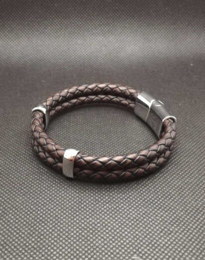 Pulseira dupla de Couro castanho trançado com espaçadores e fecho de Aço inoxidável