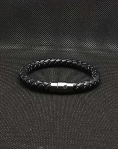 Pulseira de Couro preto trançado com fecho magnético cinza
