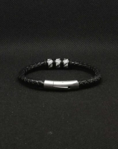 Pulseira de Couro preto trançado com espaçadores e fecho de Aço inoxidável