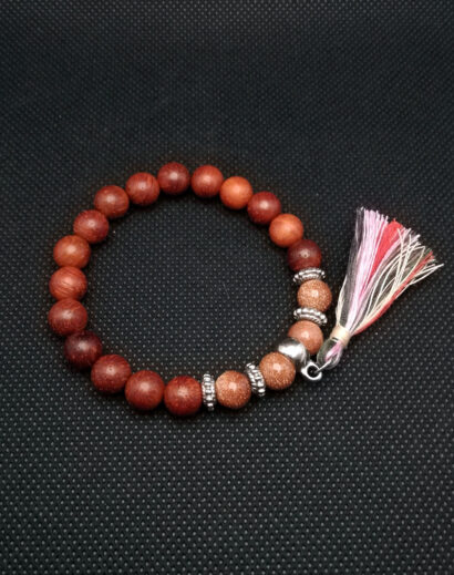 Pulseira de contas de madeira e pedras de Areia Dourada