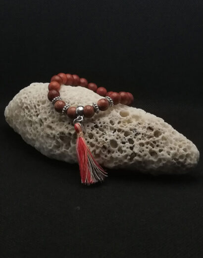 Pulseira de contas de madeira e pedras de Areia Dourada