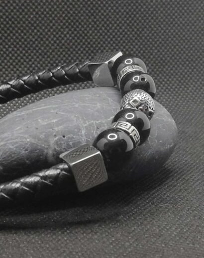 Pulseira de Couro trançado com contas de Obsidiana e Aço